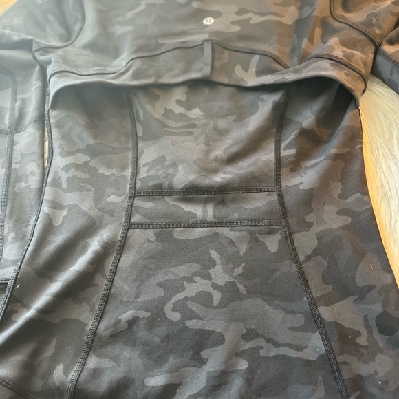 Lululemon Define athleisure, athletic, Gorp core, Camouflage Jacket - Picture 11 of 13